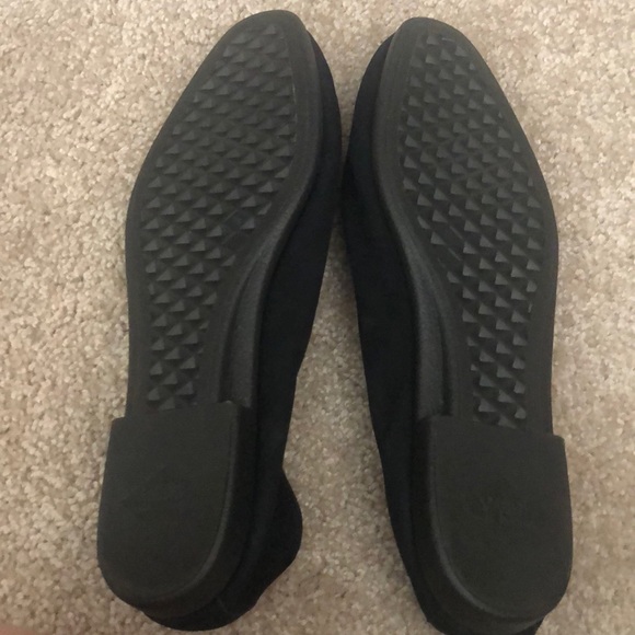 Really cute suede flats. Super soft and comfy - Picture 2 of 2